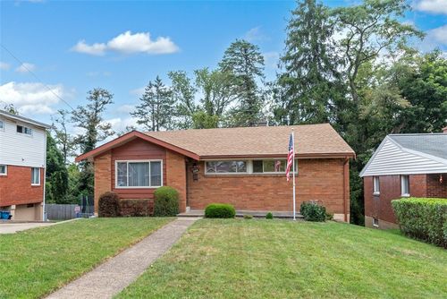 224 Kingston Dr, Pittsburgh, PA, 15235-5244 | Card Image