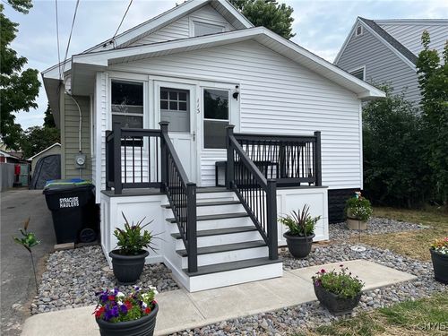 113 Brookline Rd, Syracuse, NY, 13208-1405 | Card Image