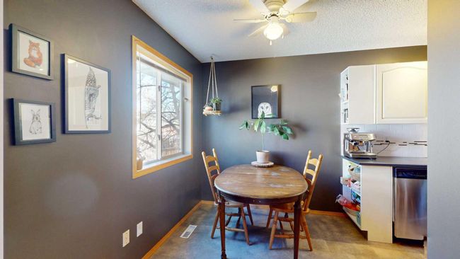 2 - 6408 Bowwood Drive Nw, Home with 2 bedrooms, 1 bathrooms and 1 parking in Calgary AB | Image 9