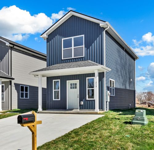 213 Robert St, Clarksville, TN, 37040-5208 | Card Image