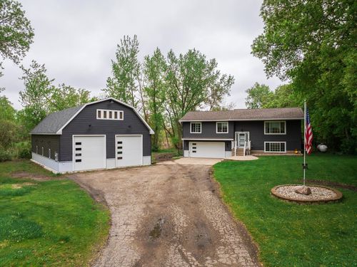 2590 Horizon Hills Rd, Willmar, MN, 56201-9754 | Card Image