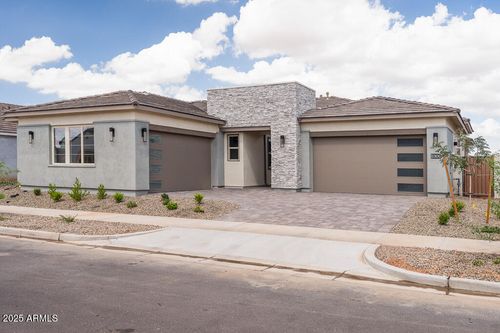 800 W J Waltz Way, Apache Junction, AZ, 85120-0157 | Card Image