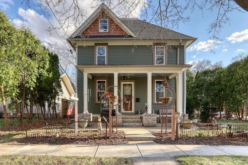 131 Oakland Avenue, Mukwonago, WI, 53149 | Card Image