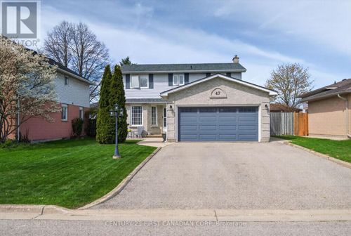 47 Sloane Cres, London, ON, N6E3A7 | Card Image