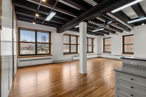 apt-21-259 A St, Boston, MA, 02210-1639 | Card Image