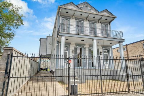 1238 N Robertson St, New Orleans, LA, 70116-2226 | Card Image