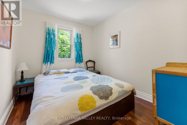 28084 Highway 41, House other with 5 bedrooms, 2 bathrooms and 5 parking in Renfrew ON | Image 26