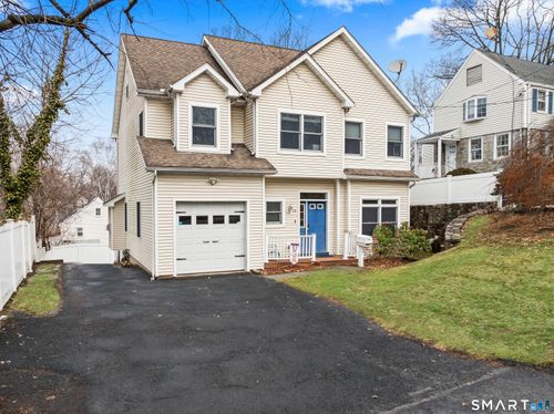 16 Sunset Hill Ave, Norwalk, CT, 06851-5828 | Card Image