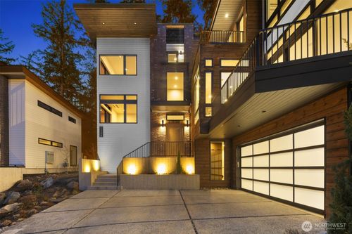 7128 Ne 119th Ln, Kirkland, WA, 98034-2439 | Card Image