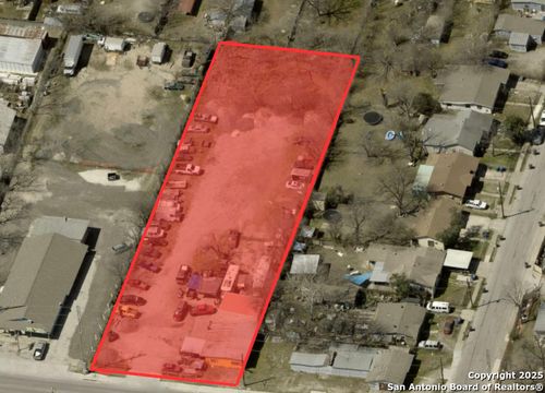 717 Bynum Ave, San Antonio, TX, 78211-3407 | Card Image