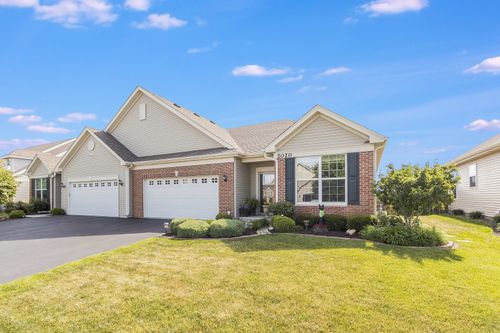 2020 Tremont Ln, Joliet, IL, 60431-7595 | Card Image
