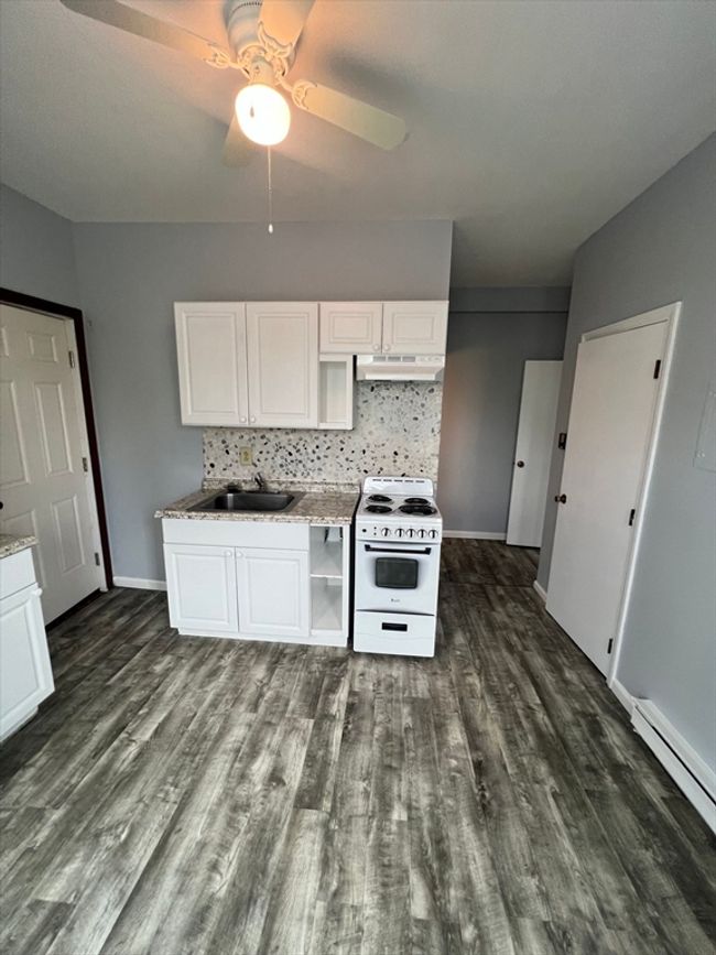 APT-1 - 28 Pond St, Condo with 1 bedrooms, 1 bathrooms and 1 parking in Weymouth MA | Image 7