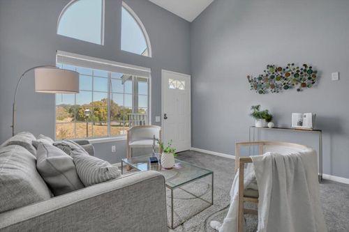 62 Glenwood, Hercules, CA, 94547-3518 | Card Image