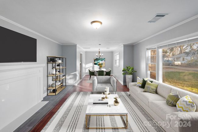 Staged Living room | Image 36