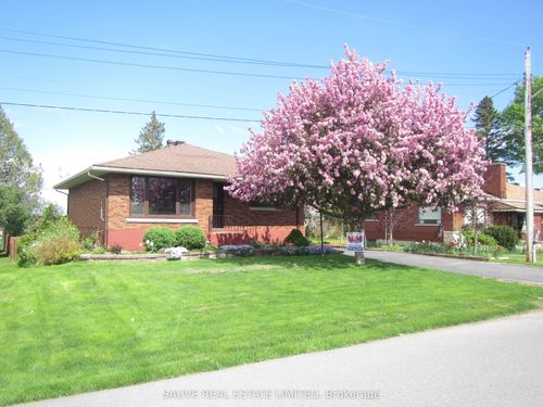 205 Dominion St N, Alexandria, ON, K0C1A0 | Card Image