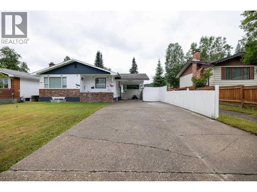 331 Killoren Cres, Prince George, BC, V2M6J8 | Card Image