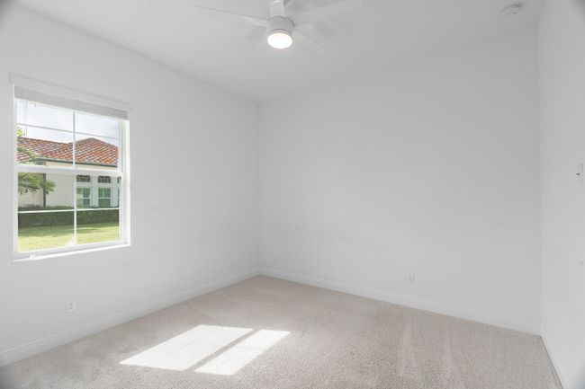 139 Se Via Bisento, House other with 3 bedrooms, 2 bathrooms and null parking in Port St. Lucie FL | Image 25
