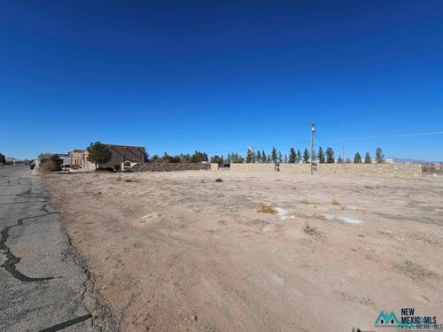 2889 Water Hazard Dr Se, Deming, NM, 88030-7357 | Card Image