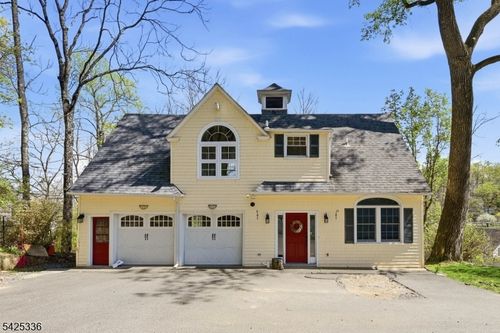 1 Conklin Ave, Morristown, NJ, 07960-3703 | Card Image