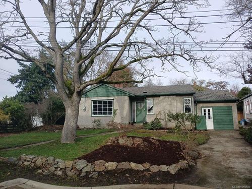 2120 Byron St, Oak Bay, BC, V8R1M1 | Card Image