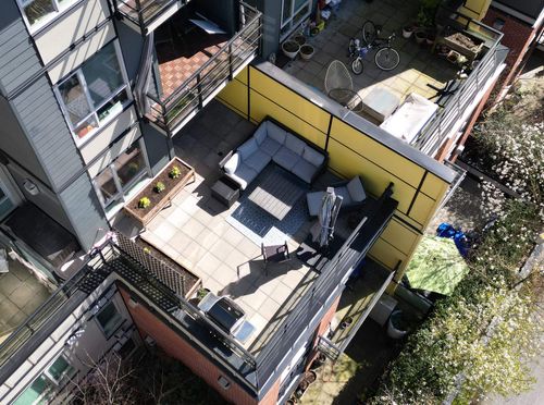 205-2889 E 1st Avenue, Vancouver, BC, V5M0G2 | Card Image