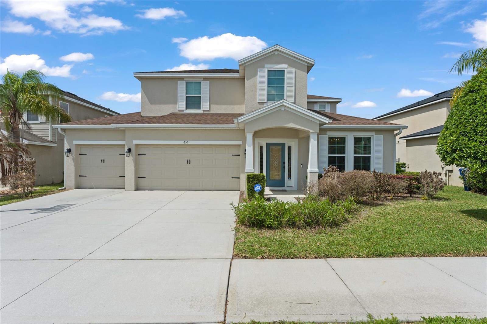 Residential in GROVELAND