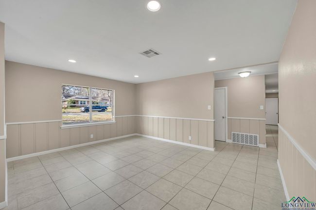 1826 Sybil Ln, House other with 3 bedrooms, 2 bathrooms and null parking in Tyler TX | Image 5