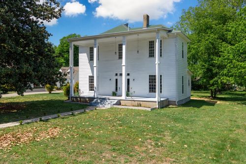 404 E Liberty Ave, Covington, TN, 38019-2628 | Card Image