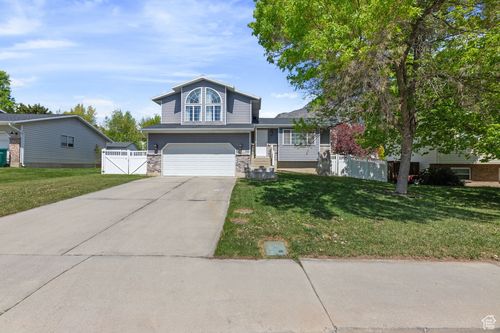 10046 N Sage Rd W, Cedar Hills, UT, 84062-9498 | Card Image