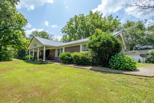 320 Rabbit Ranch Rd, Henderson, TN, 38340-7200 | Card Image