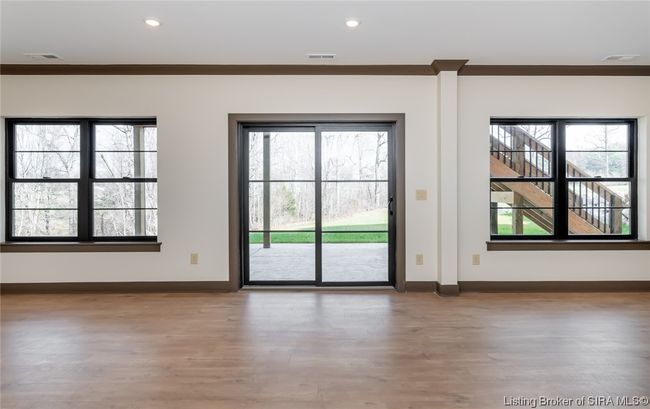 5560 Old Vincennes Rd, Home with 4 bedrooms, 4 bathrooms and null parking in Floyds Knobs IN | Image 87