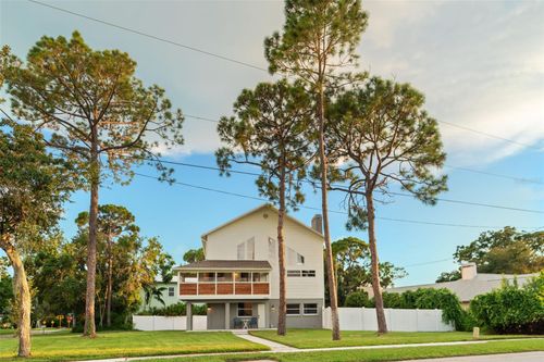 13854 77th Ave, Seminole, FL, 33776-3731 | Card Image