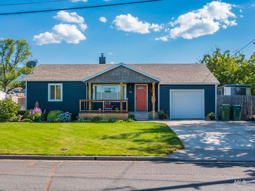 822 Lincoln Ave, Grangeville, ID, 83530-1555 | Card Image