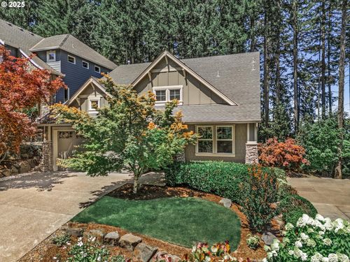 8533 Sw 181st Ave, Beaverton, OR, 97007-7872 | Card Image