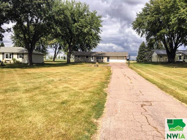 Park St, Sheldon, IA 51201