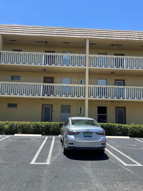 apt-105-6001 Nw 61st Ave, Tamarac, FL, 33319-6221 | Card Image