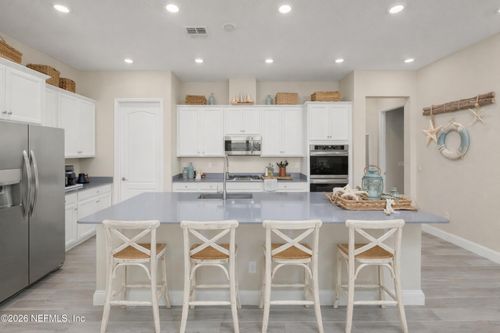 213 Wheelwright Ln, Ponte Vedra, FL, 32081-8330 | Card Image