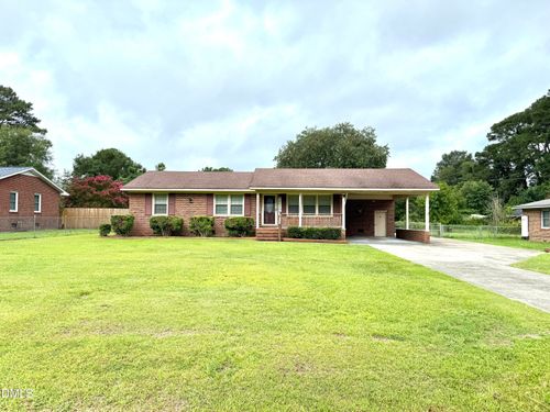 2248 Longleaf Pine Dr, Kinston, NC, 28504-7221 | Card Image