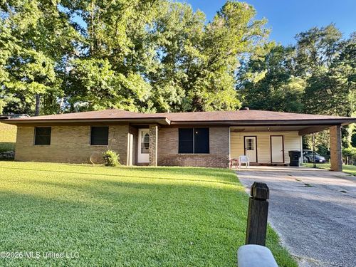 111 Moonmist Dr, Vicksburg, MS, 39180-5696 | Card Image