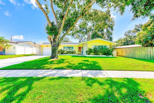 1829 Chateau Dr E, CLEARWATER, FL, 33756-1811 | Card Image