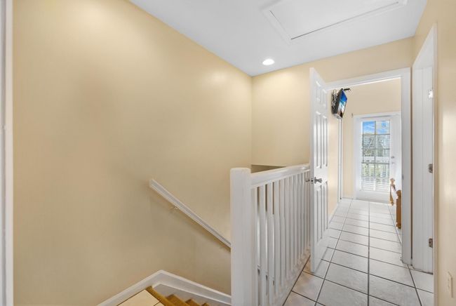 2104 Marina Villas Dr, Condo with 2 bedrooms, 3 bathrooms and null parking in Duck Key FL | Image 30