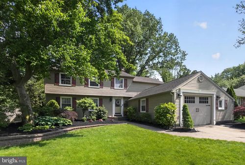 549 Covered Bridge Rd, CHERRY HILL, NJ, 08034-3110 | Card Image