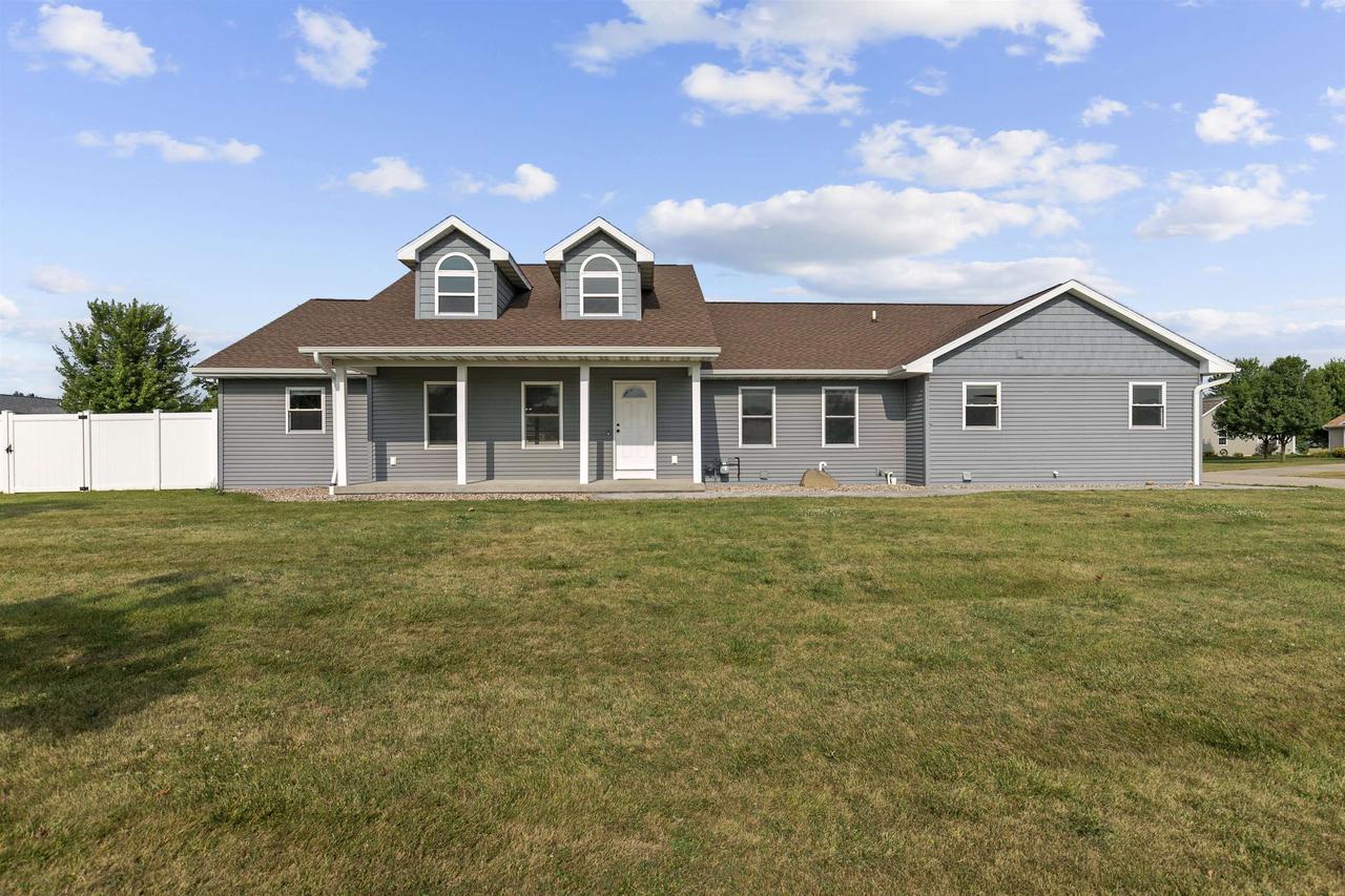 Rock Island Dr, Greenville, WI 54942