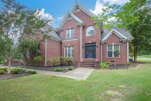 118 Stonebridge, Selmer, TN, 38375-6707 | Card Image