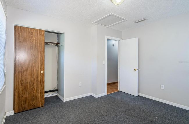 next to Gibsonton Dr. | Image 8