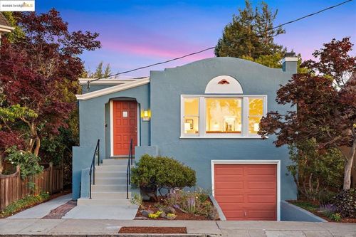 2116 Woolsey St, Berkeley, CA, 94705-1831 | Card Image
