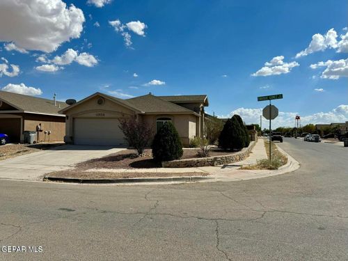 12928 Enrique Gomez Ln, El Paso, TX, 79938-1200 | Card Image