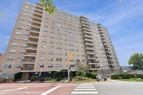 11l-7100 Kennedy Blvd, Guttenberg, NJ, 07093-4725 | Card Image