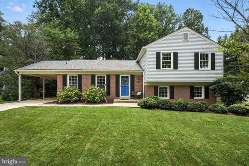 9307 Winbourne Rd, BURKE, VA, 22015-1754 | Card Image