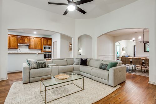 5800 Broken Spur, Mckinney, TX, 75070-6468 | Card Image